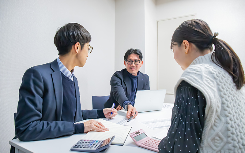 ルチェーレ税理士事務所では、ともに働く仲間を募集しています。02